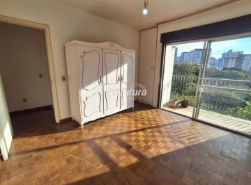 Apartamento · 148m² · 3 Quartos · 1 Vaga · Apartamento de 3 dormitórios, mais dependência, no centro.