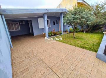 Casa · 68m² · 3 Quartos · 2 Vagas · Casa de excelente localização com 3 dormitórios