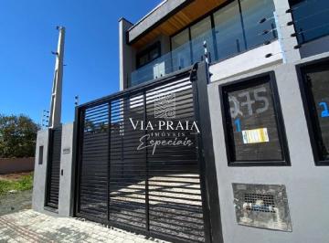 Casa · 150m² · 3 Quartos · 2 Vagas · Sobrado a venda em Balneario Piçarras próximo ao mar