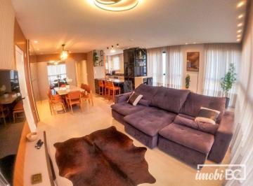 Living · Apartamento com 4 dormitórios à venda, 136 m² por R$ 2.350.000,00 - Pioneiros - Balneário Camboriú/S