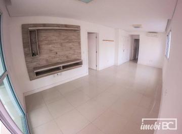 Living · Apartamento com 3 dormitórios à venda, 115 m² por R$ 1.900.000,00 - Centro - Balneário Camboriú/SC