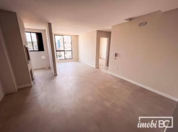 Living · Apartamento com 2 dormitórios à venda, 67 m² por R$ 1.053.192,20 - Nações - Balneário Camboriú/SC
