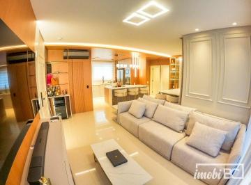 Living · Apartamento com 3 dormitórios à venda, 122 m² por R$ 3.900.000,00 - Centro - Balneário Camboriú/SC