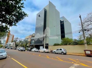 Comercial · 53m² · 1 Vaga · Sala Comercial à venda,109.97 m², Centro, TOLEDO - PR