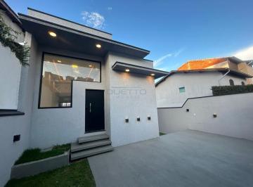 Casa · 112m² · 3 Quartos · 3 Vagas · Casa Térrea de 03 dormitórios, sendo 01 suíte, à venda na Vila Rei, Mogi das Cruzes - SP