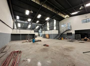 Comercial · 700m² · Galpão Comercial de 700m², à locação na Vila Industrial, Mogi das Cruzes - SP