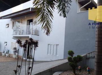 4b6a148a6794e35cb46a07c6a8110c76e396e57b · Casa para venda