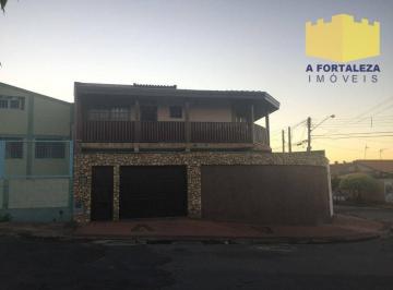 15207daa2ab136834351a3d9cfcc9702e68bf944 · Casa assobradada a venda