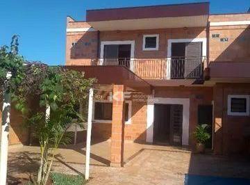 Casa · 133m² · 2 Quartos · 3 Vagas · Sobrado á Venda - Santa Cecília - Bonfim- Ribeirão Preto / SP