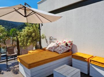 Imagem do Imóvel · BELISSIMA CASA COM QUINTAL E PISCINA PRIVATIVA