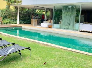 Imagem do Imóvel · Casa Alto padrão a venda na praia da Baleia condomínio pé na Areia