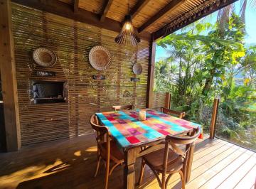 Imagem do Imóvel · LINDA CASA A POUCOS METROS DA PRAIA DA BALEIA, CERCADA DE NATUREZA!