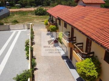 Comercial · 450m² · 12 Quartos · Apenas 800 metros da praia!
