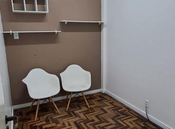 Comercial · 35m² · 2 Quartos · 2 salas, recepção, sala de espera, banheiro, ar split.