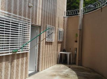 Foto 01 · Galpão Industrial no Jardim Emília / 250m² / Jacareí