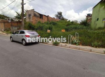 f4a57e92-3-whatsapp-image-2022-01-31-at-08.58.59-2.jpeg · Lote com opção de construção de casas geminadas, galpão...