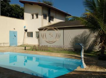 Foto 01 · Salão com piscina / Vila Resende / Caçapava - 360m²
