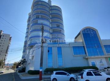Foto 01 · Apartamento frente mar a venda em Navegantes, 3 suítes mobiliado