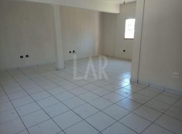 Casa · 450m² · 3 Vagas · Prédio Comercial à Venda Concórdia
