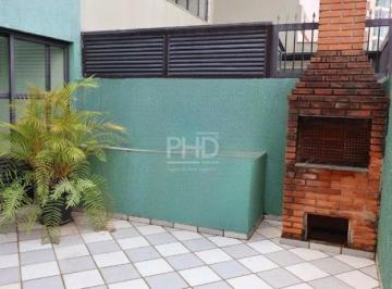 Casa · 217m² · 3 Quartos · 4 Vagas · sobrado excelente localização