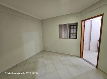 Apartamento de 2 quartos, Paranoá · Sala Comercial ou Apartamento Residencial de 2 Quartos na Quadra 32, Paranoá