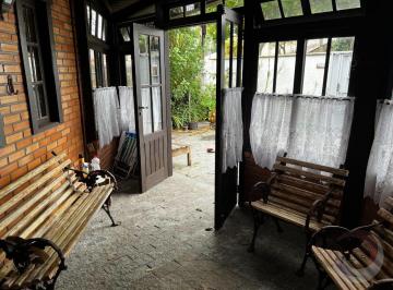 3 · Casa Residencial de 3 dorms no bairro Lagoa Da Conceição