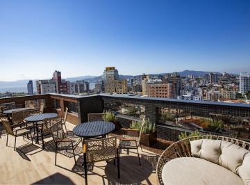 Apartamento de 2 quartos, Florianópolis · Apartamento com 2 Suítes e Sacada Integrada no Estreito