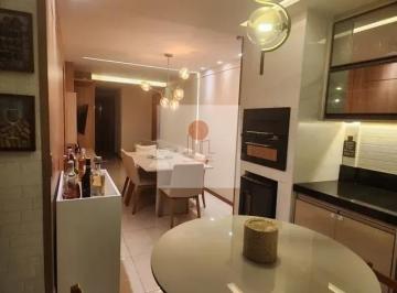 Apartamento · 80m² · 3 Quartos · 2 Vagas · Apto Espetacular com 3 quartos todo montado e decorado na quadra do mar em Itapuã...