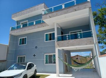 Foto 01 · Sobrado à venda em Coroados, Guaratuba-PR: 2 quartos, 2 suítes, 1 sala, 4 banheiros, 1 vaga, 165m².