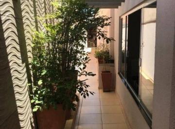 beb209b145ed87c93087c43a9ad605c0a1cbd15a · Casa mobiliada e com área gourmet, com 3 dormitórios sendo 1 suíte à venda, 125 m², Jardim Ouro Verd