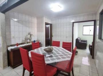 adae9ec60a867e12d31158f1cdc2e0ffaf3256c4 · casa ampla e reformada