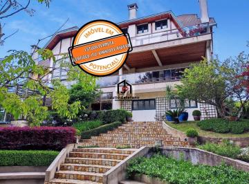 Casa · 2709m² · 9 Quartos · Casa à venda - em Campos do Jordão