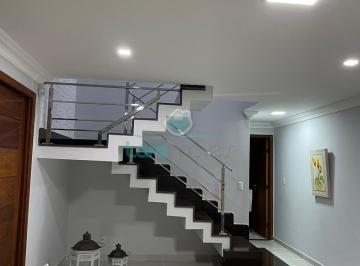 Casa · 162m² · 3 Quartos · 2 Vagas · Casa Triplex em Jardim Vitória - Macaé, RJ