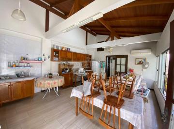 whatsapp-image-2022-11-18-at-094658-16687812017425.jpeg · CASA PARA FINS COMERCIAL E RESIDENCIAL