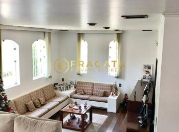 fe72d08c-e837-4011-b11d-65027044aac6 (1) · Linda casa à venda em São Paulo, Alto de Pinheiros - Área Total de 463m²   - 3 quartos sendo 3 suíte
