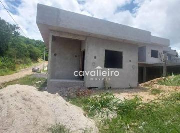 865a3e94cd135a7b200b5591bfbcc8c195e587d3 · Casa com 03 quartos sendo 01 suíte - Itapeba - M -