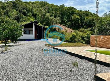 Rural · 2500m² · 2 Quartos · 1 Vaga · Chácara em Meio a Natureza com Piscina e Terreno de 2.500m² à venda em Canelinha/SC