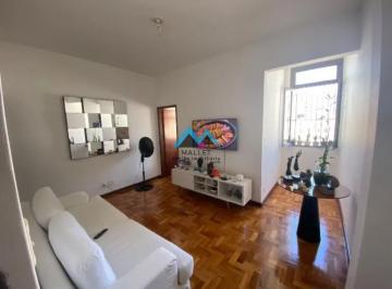 Foto 01 · Lindo apartamento de 1 quarto, 51 m², todo reformado e mobiliado, à venda no Catete.