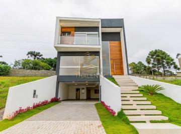Casa · 350m² · 3 Quartos · 5 Vagas · Maravilhosa casa em condomínio clube com uma vista