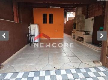 Casa · 117m² · 4 Quartos · 1 Vaga · Sobrado em Rua Emilio Soares Lopes - Centro - Mongaguá/SP