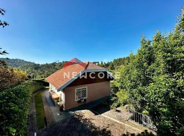 Casa · 170m² · 4 Quartos · 4 Vagas · Casa de condomínio em Ru Olavo Jaguaribe Eckman  - Vale Encantado - Campos do Jordão/SP