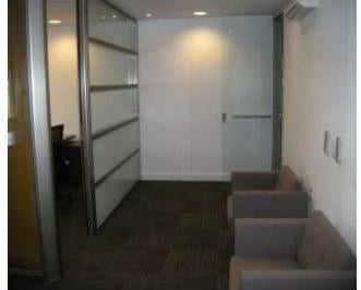 Foto 01 · Locação de Conjunto comercial no Morumbi, 74 m² útil, 2 vagas, copa, 2 WC's,5 maquinas de Ar Condici