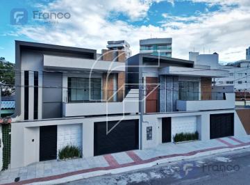 Foto 23 · Casa Duplex de 3 quartos, Área Gourmet, Piscina e 2 vagas de garagem na Praia do Morro, Guarapari -