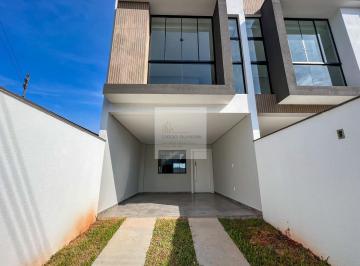 Casa · 117m² · 3 Quartos · 2 Vagas · Sobrado com 3 dormitórios na Itouoava Norte!