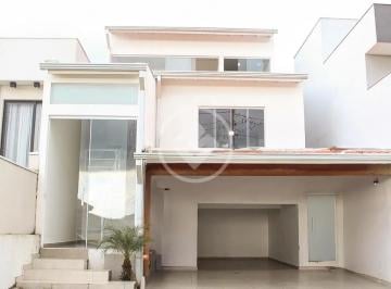 Casa · 170m² · 3 Quartos · 5 Vagas · Cond.: Condomínio Panorama no  Bairro Vila Aparecida