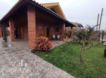 Apartamento · 238m² · 3 Quartos · 2 Vagas · casa no centro de tramandai com 03 dormitorios