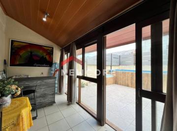Casa Venda 195m² de 3 quartos · Casa em  Passo Fundo  - Centro - Imbé/RS