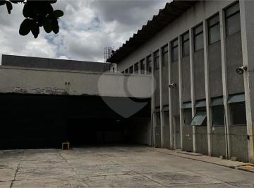 Área de Serviço · Galpão à venda em Pari - SP