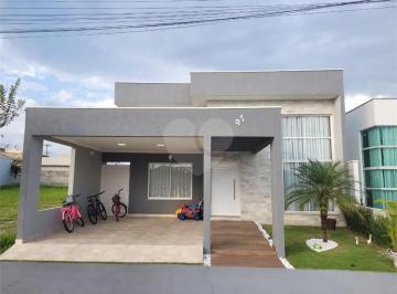 Área de Serviço · Condomínio com 3 quartos à venda em Parque são cristóvão - SP