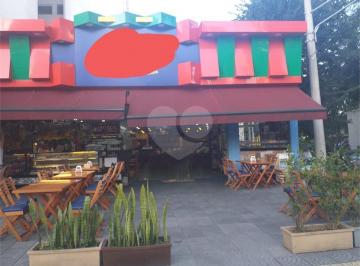 Comercial · 386m² · Barracão à venda em Santana - SP